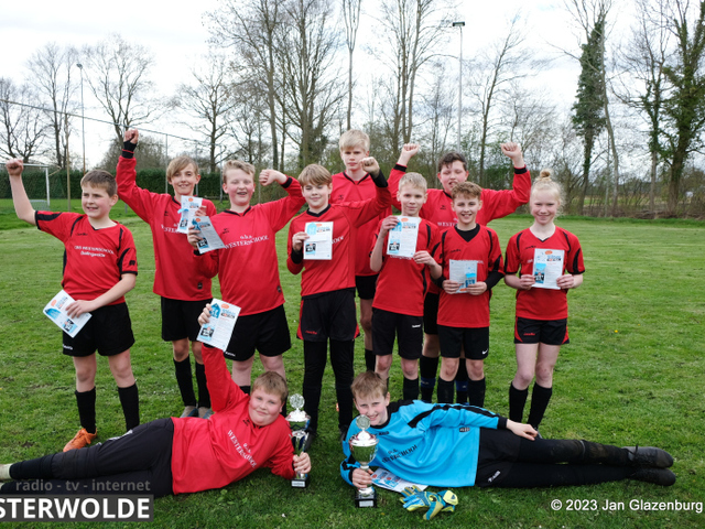 Schoolvoetbaltoernooi groep 7 en 8 