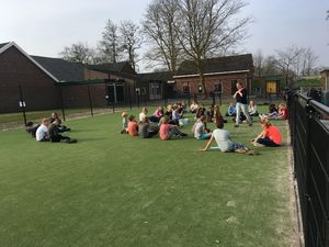 Taalles van juf Paula: zinsontleding
